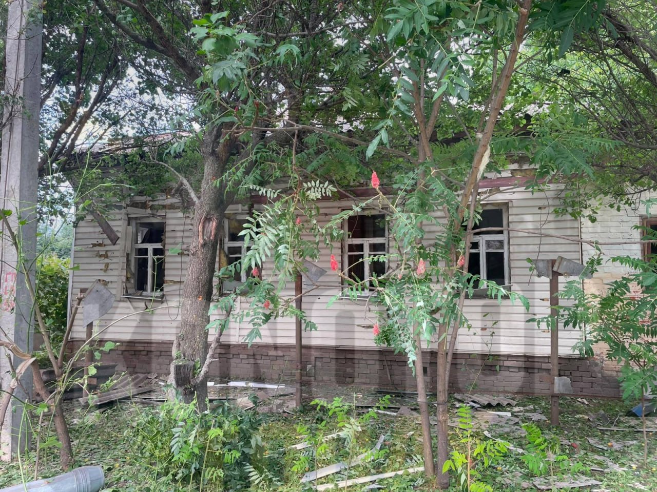 Russian drones hit central Konotop in Ukraine, damaging school and hospital